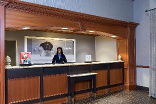hampton inn and suites east lansing okemos