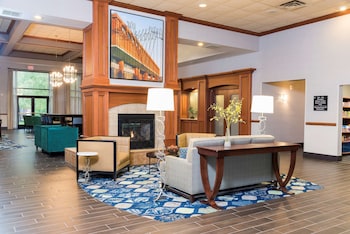 Hampton Inn & Suites East Lansing/Okemos,Ingham County>>East Lansing,3 star