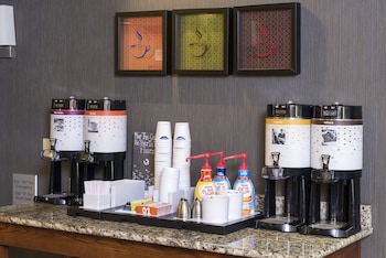 hampton inn and suites east lansing okemos