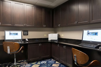 hampton inn and suites east lansing okemos