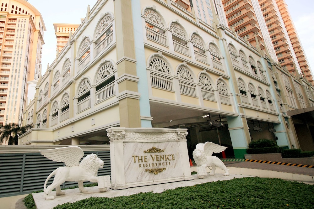 maxstays max style at the venice residences