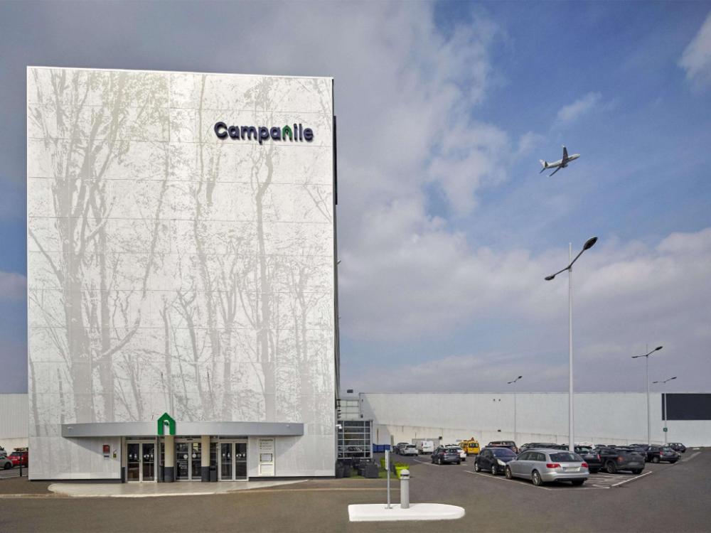 campanile le bourget airport
