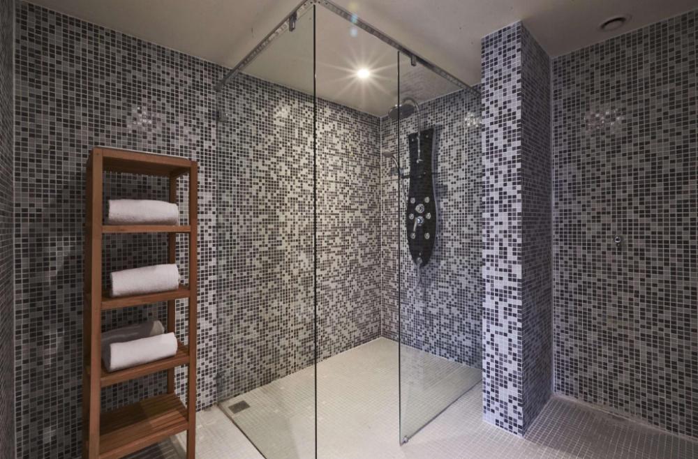 campanile le bourget airport