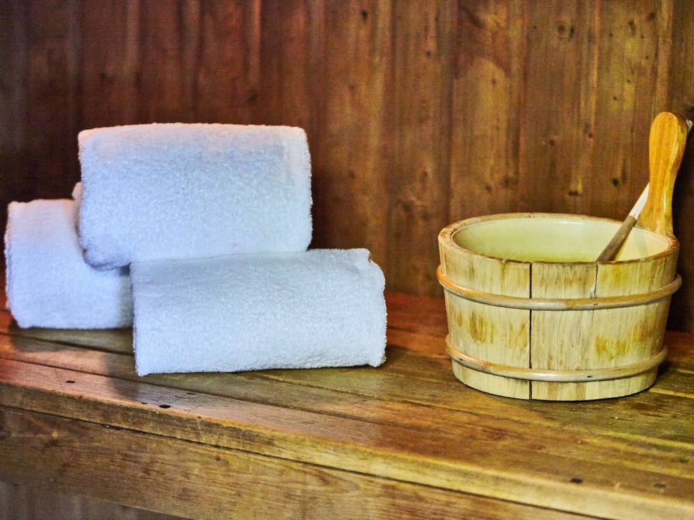 campanile le bourget airport