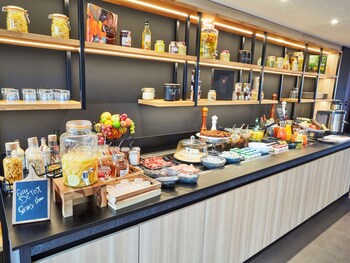 campanile le bourget airport