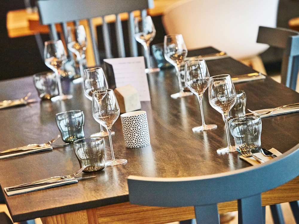 campanile le bourget airport