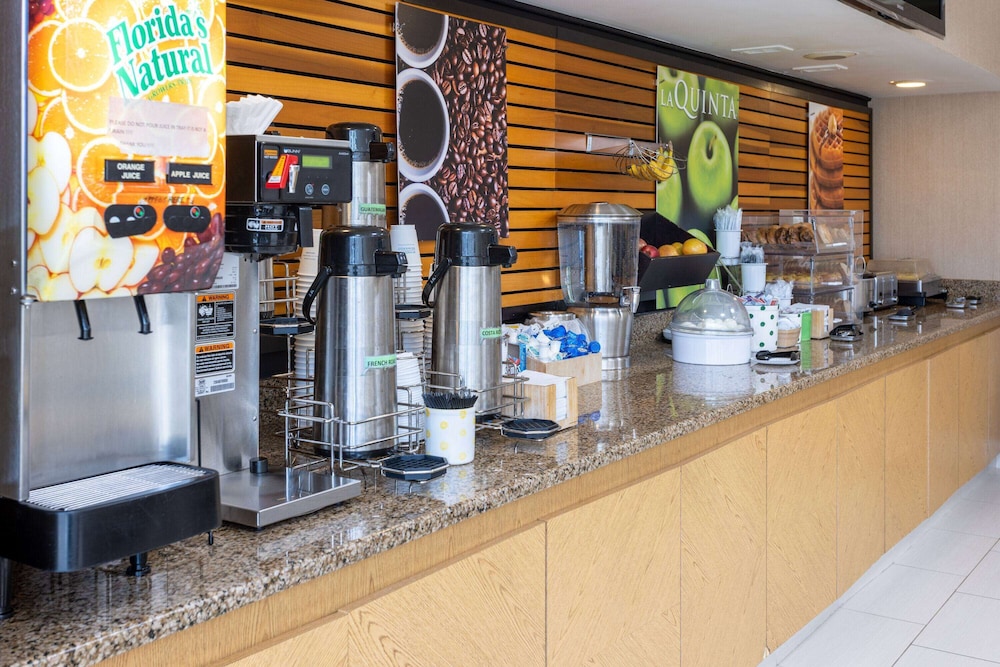 la quinta inn and suites by wyndham kingsport tricities