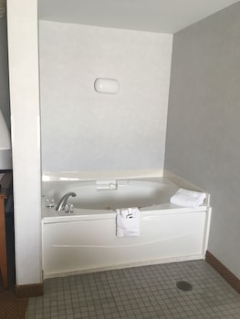 mountain inn and suites