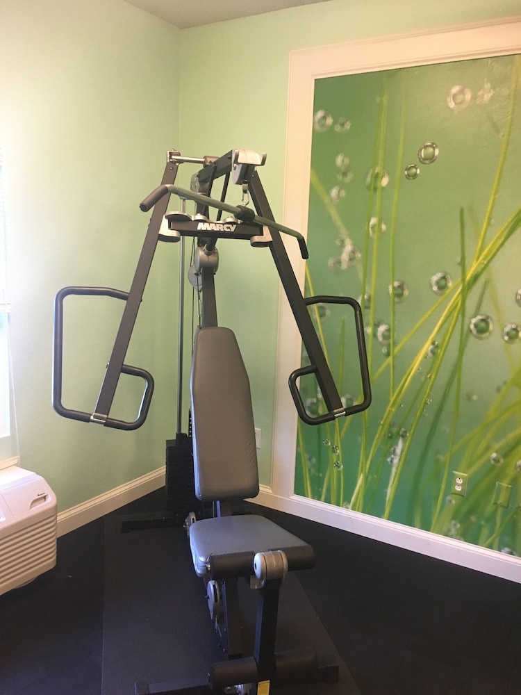 mountain inn and suites