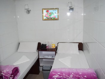 pay less guest house hostel
