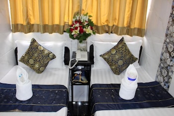 pay less guest house hostel