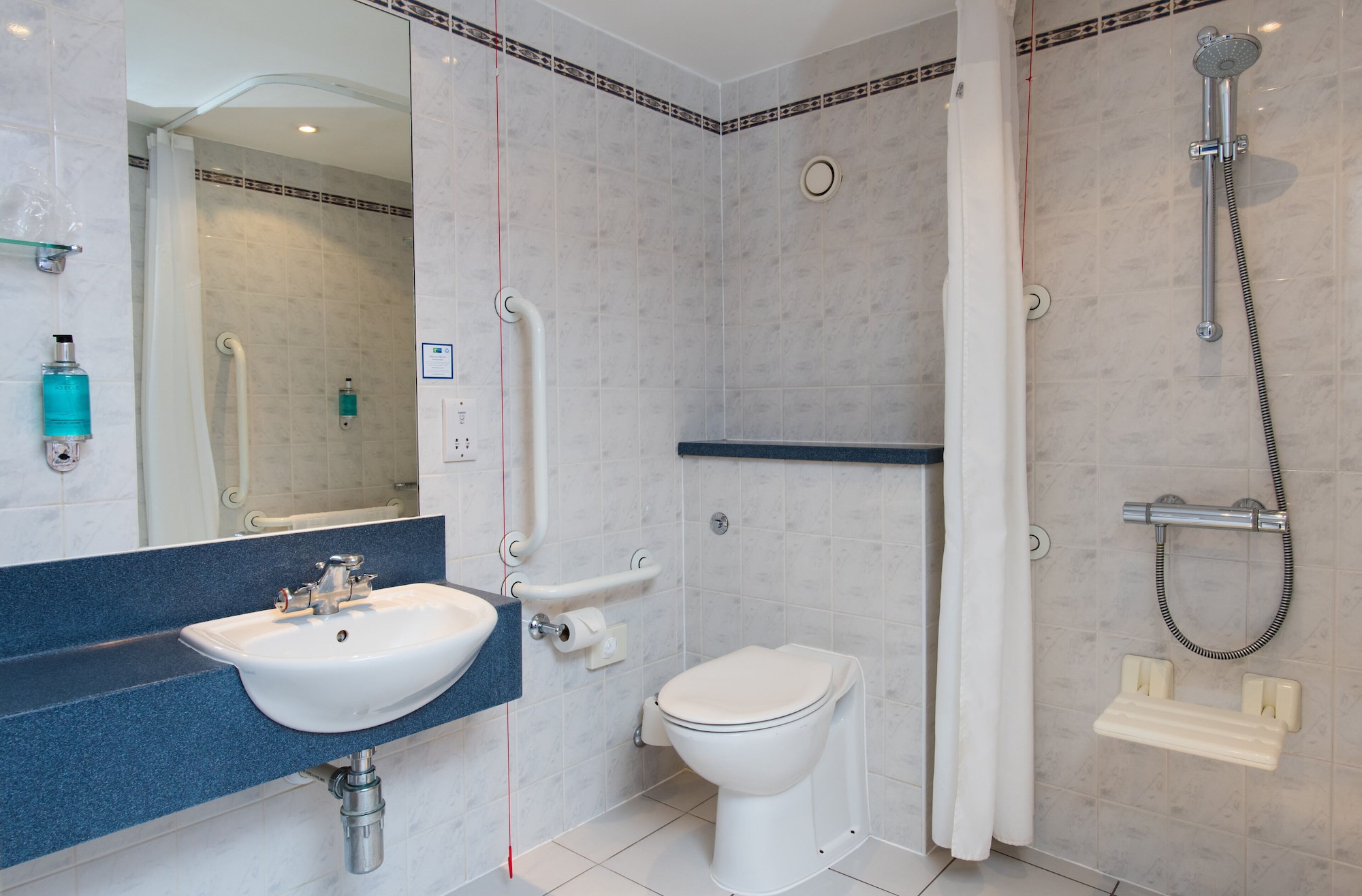 holiday inn express southampton west by ihg