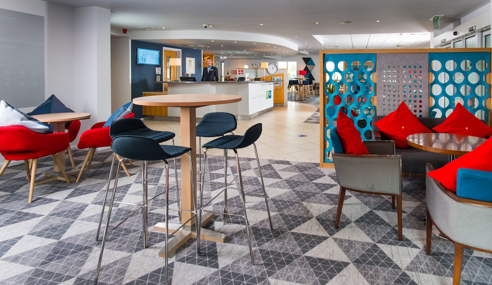 holiday inn express southampton west by ihg