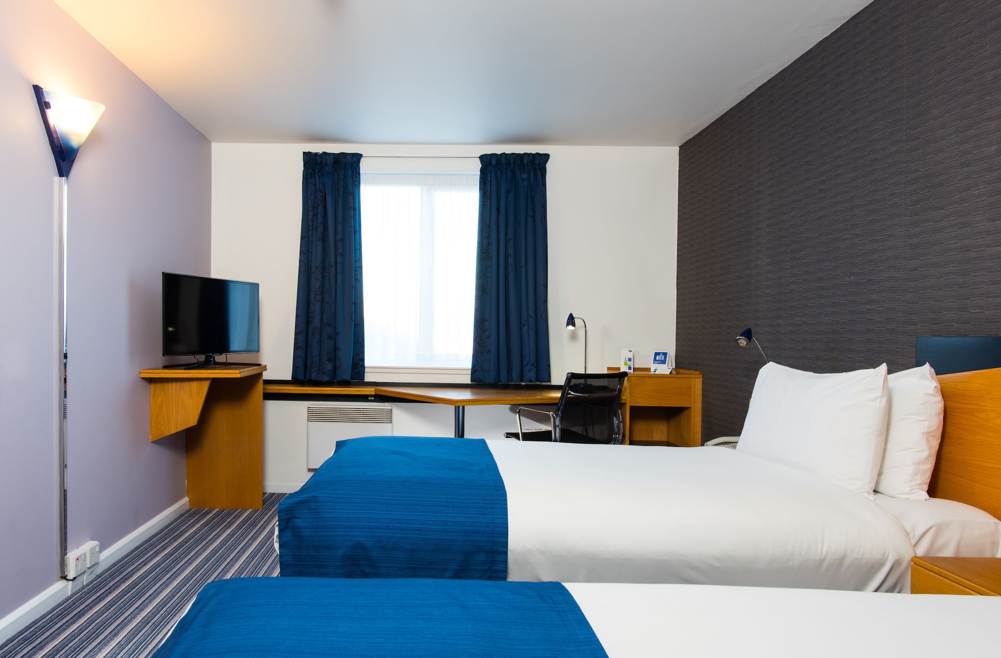 holiday inn express southampton west by ihg