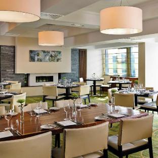 Meon Valley Hotel, Golf & Country Club,Near Wickham Park Golf Club,4 star