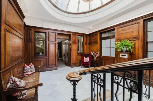 winchester royal hotel