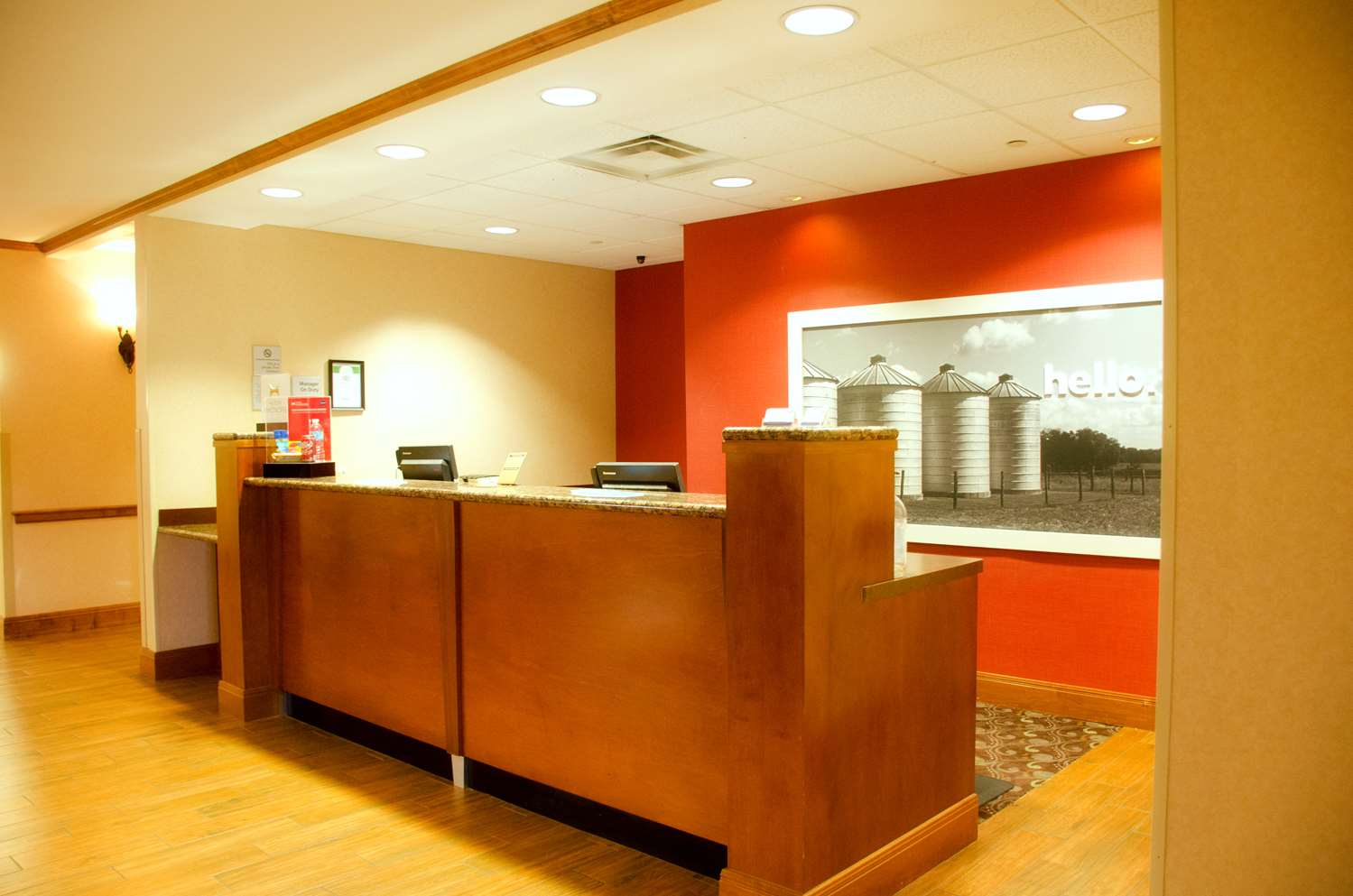 hampton inn and suites college station