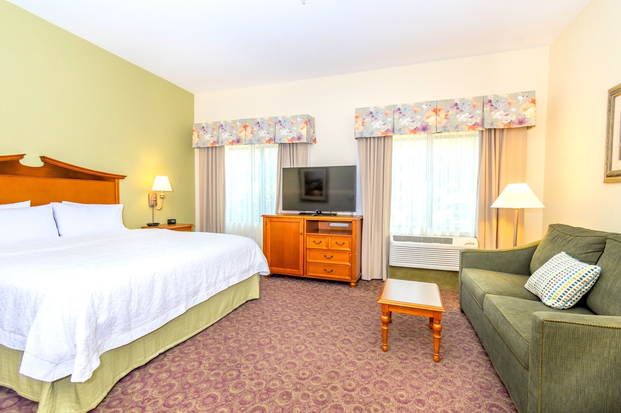 hampton inn and suites college station