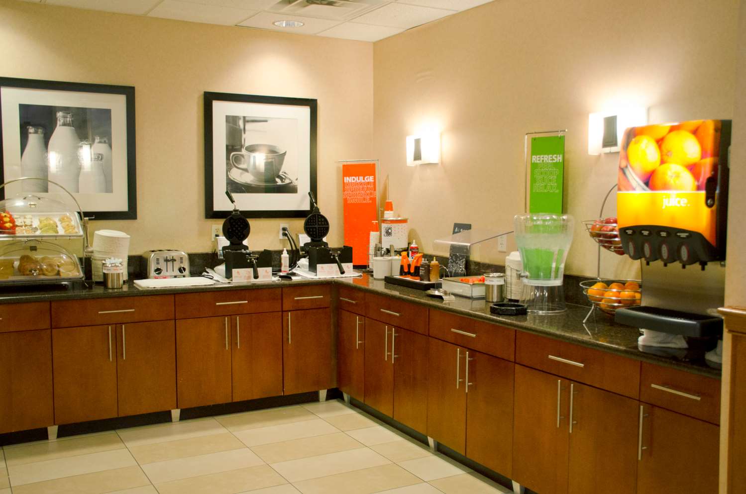 hampton inn and suites college station