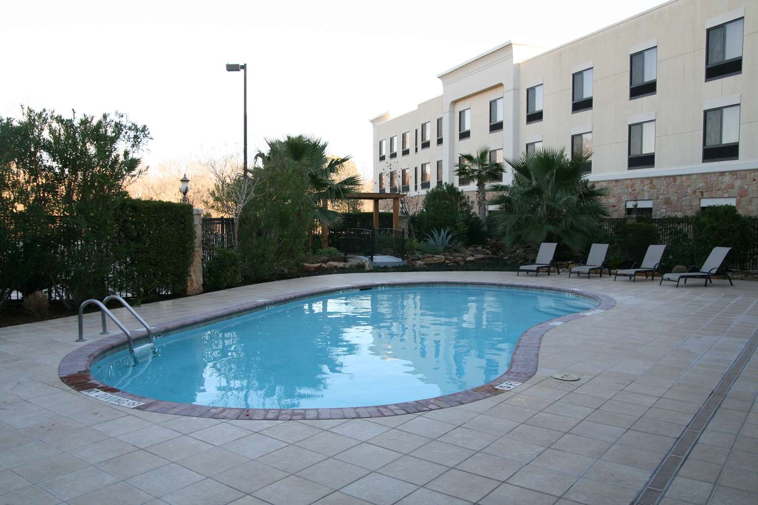 hampton inn and suites college station