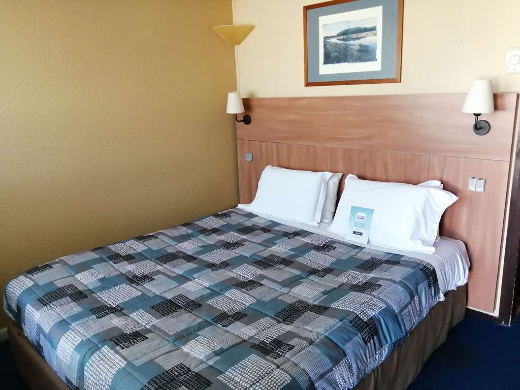 kyriad angers pont de ce