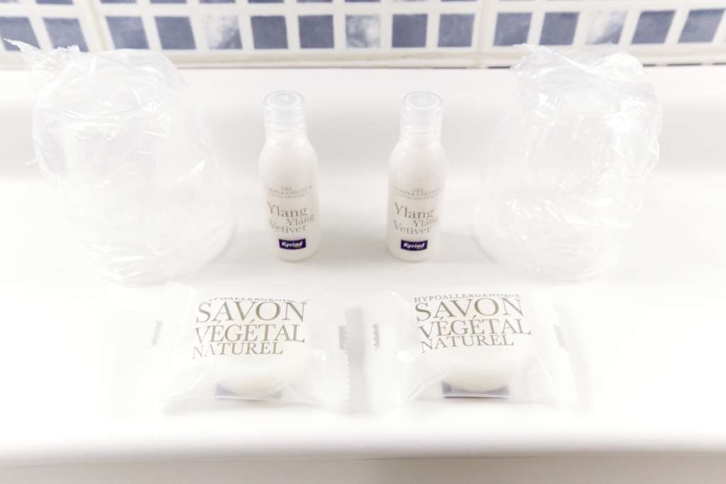 kyriad angers pont de ce