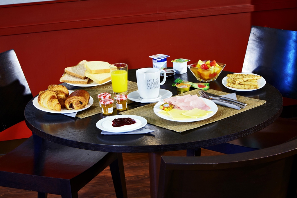 kyriad angers pont de ce