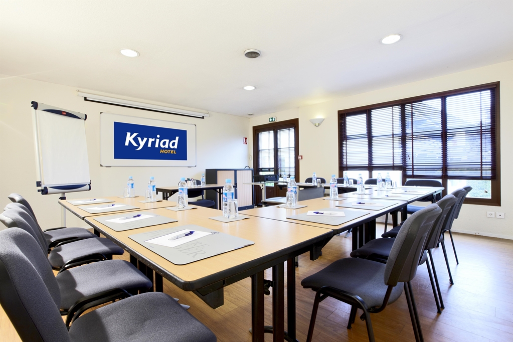 kyriad angers pont de ce