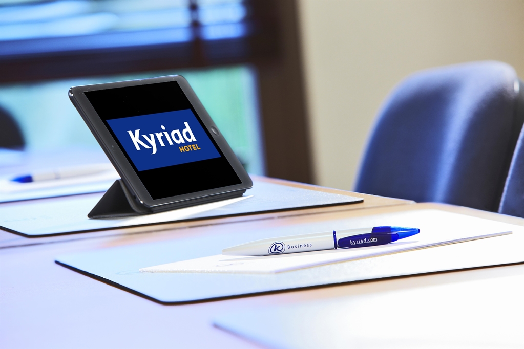 kyriad angers pont de ce