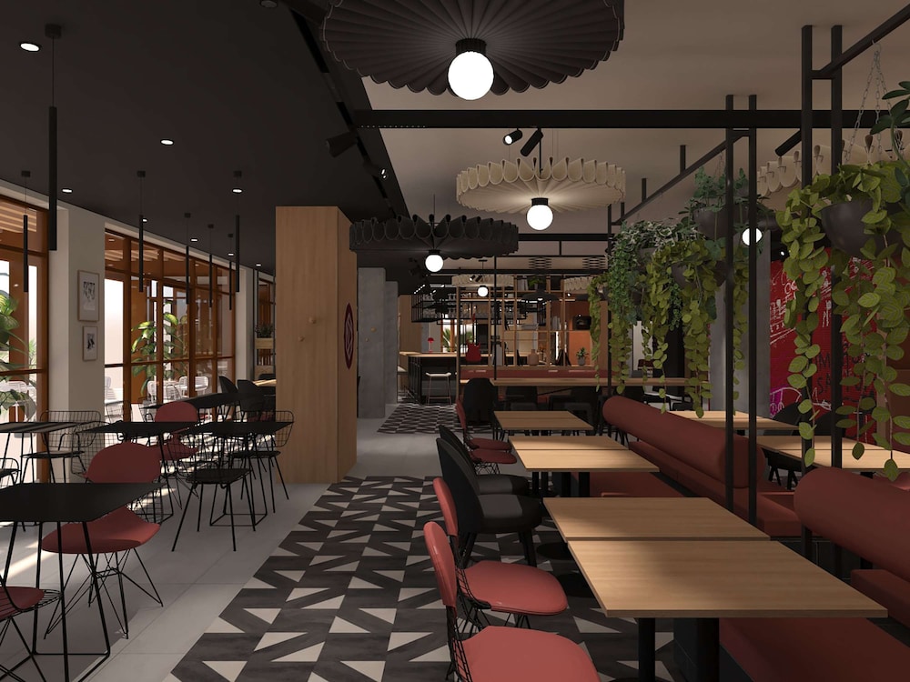 ibis nantes treillieres