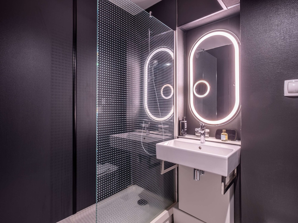 ibis nantes treillieres