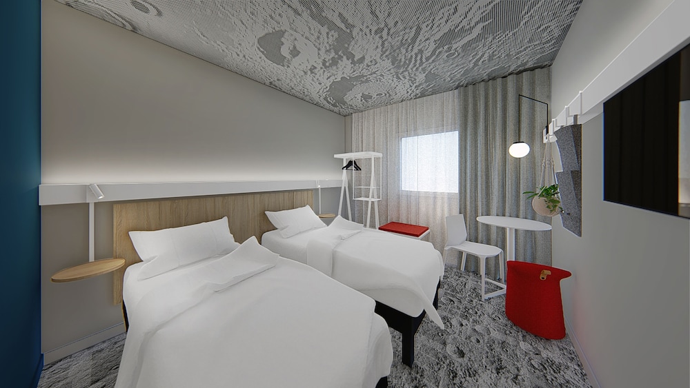 ibis nantes treillieres