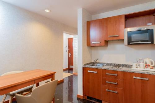 holiday inn kuwait an ihg hotel