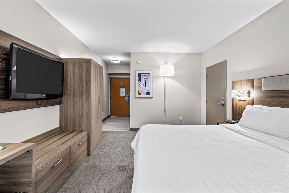holiday inn express hotel and suites carneys point by ihg