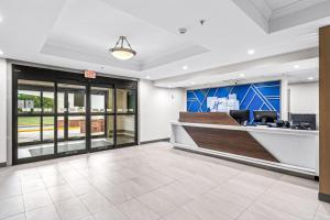 holiday inn express hotel and suites carneys point by ihg