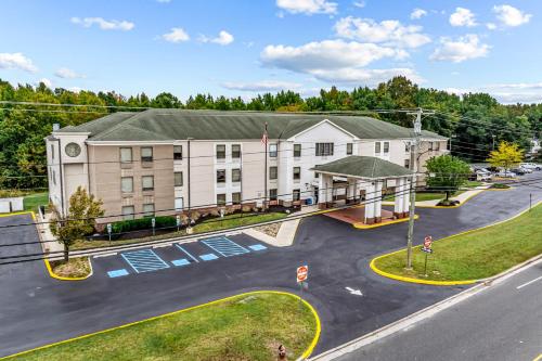 holiday inn express hotel and suites carneys point by ihg