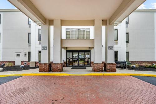 holiday inn express hotel and suites carneys point by ihg