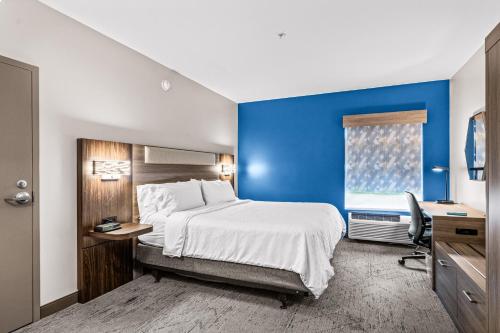 holiday inn express hotel and suites carneys point by ihg