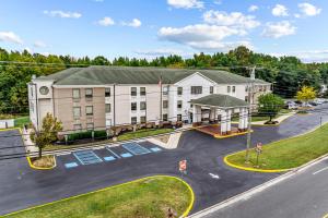 holiday inn express hotel and suites carneys point by ihg