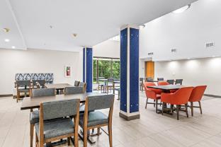 holiday inn express hotel and suites carneys point by ihg