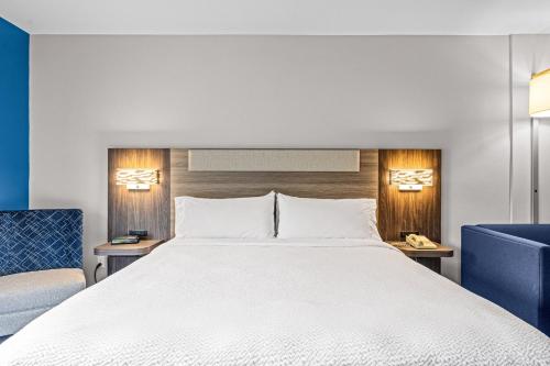 holiday inn express hotel and suites carneys point by ihg
