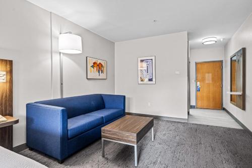 holiday inn express hotel and suites carneys point by ihg