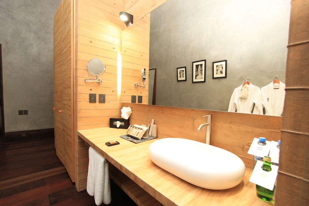 uvence arte hotel parador san juan de dios bou