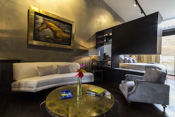 uvence arte hotel parador san juan de dios bou