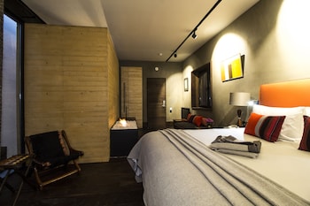 uvence arte hotel parador san juan de dios bou