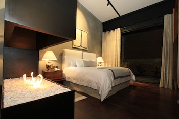 uvence arte hotel parador san juan de dios bou