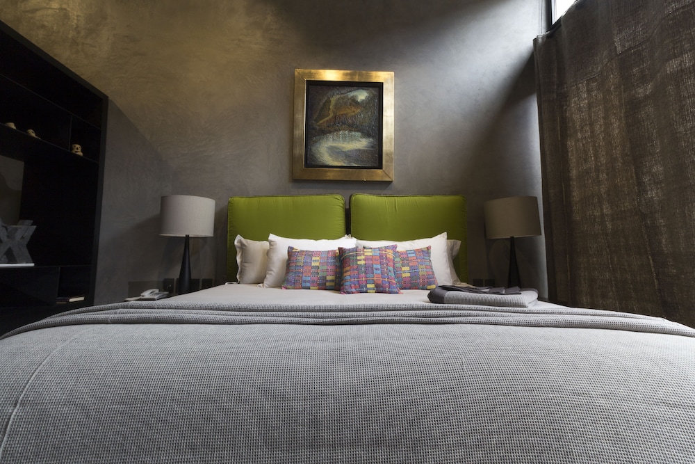 uvence arte hotel parador san juan de dios bou