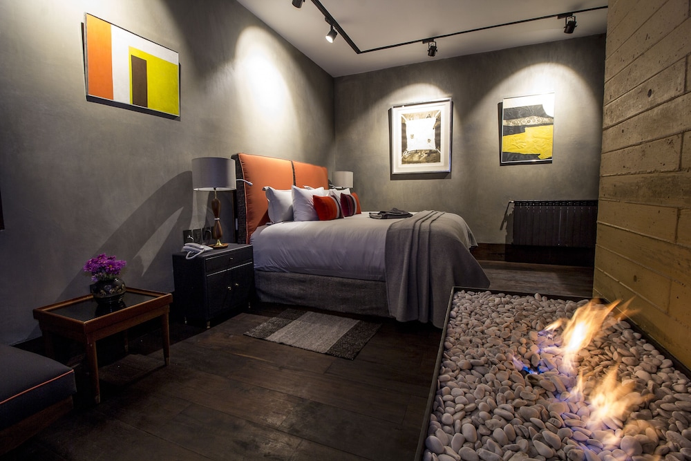 uvence arte hotel parador san juan de dios bou