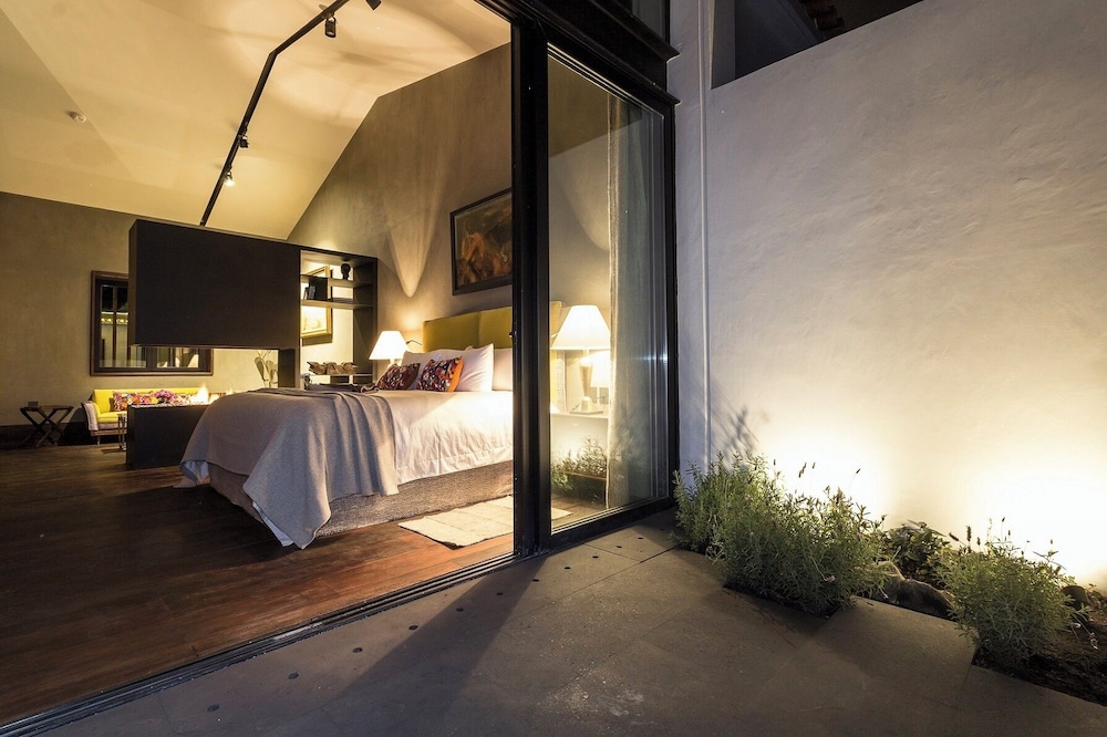 uvence arte hotel parador san juan de dios bou