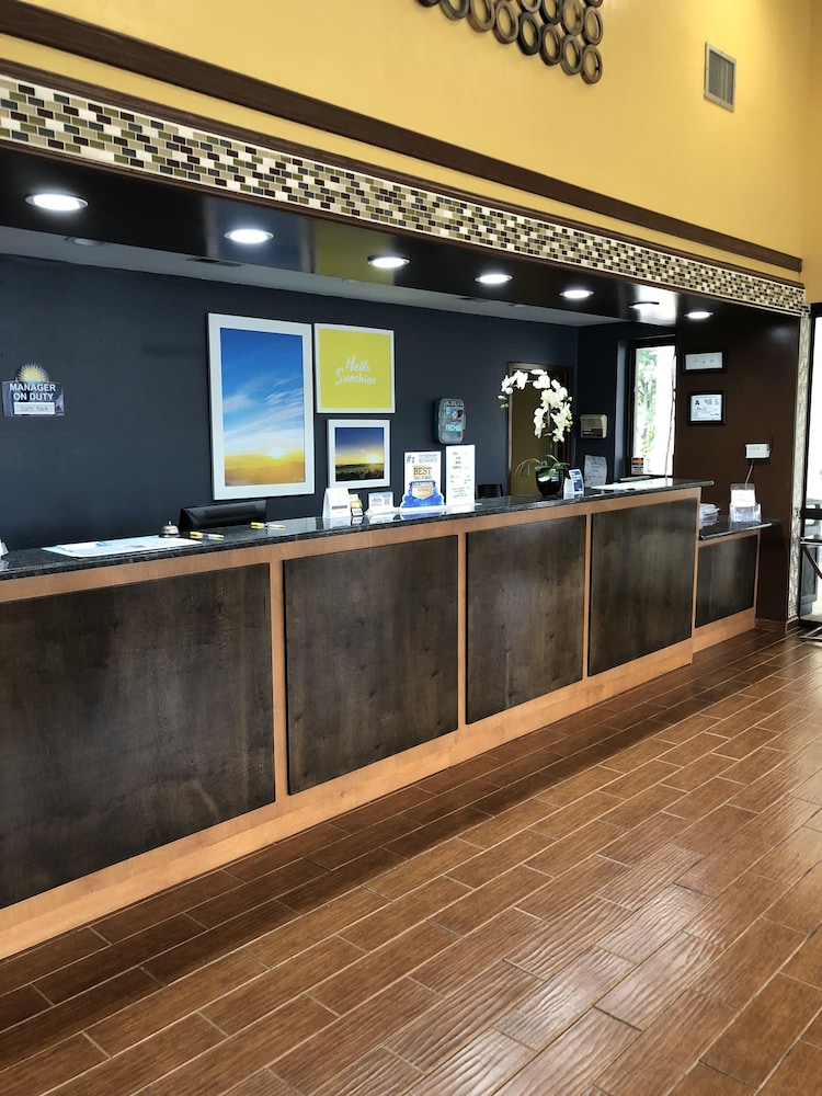 days inn by wyndham fayetteville south i 95 exit 49